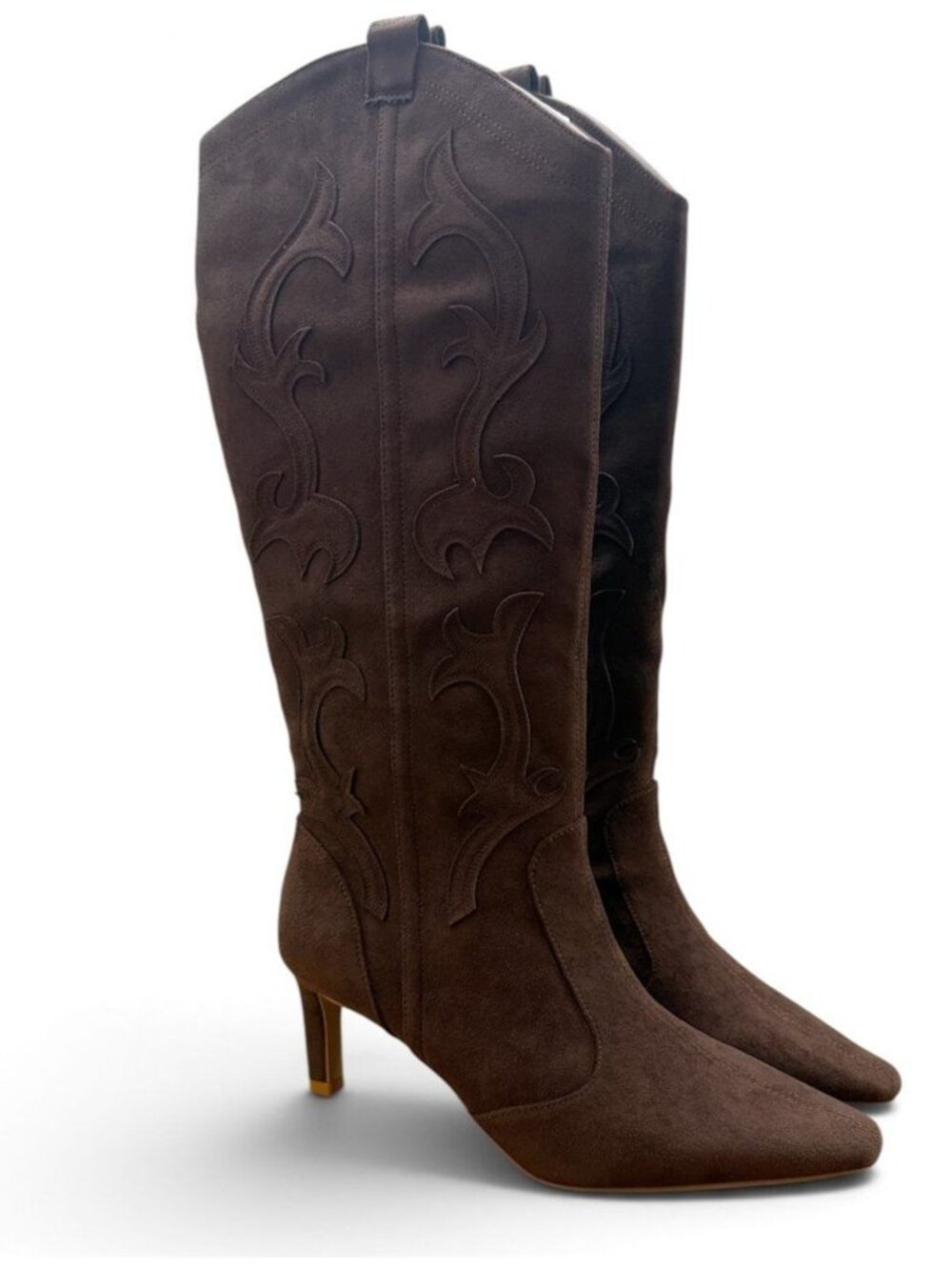 Coconuts by Matisse Abrams Size 9 - 1914